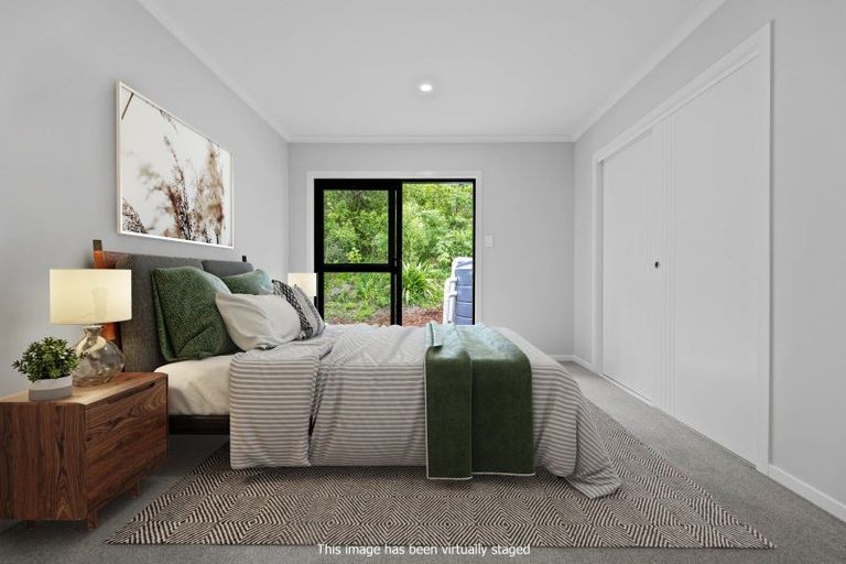 Photo of property in 9 Winnie Close, Acacia Bay, Taupo, 3330