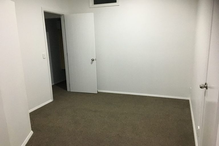 Photo of property in 35 Kotari Road, Days Bay, Lower Hutt, 5013