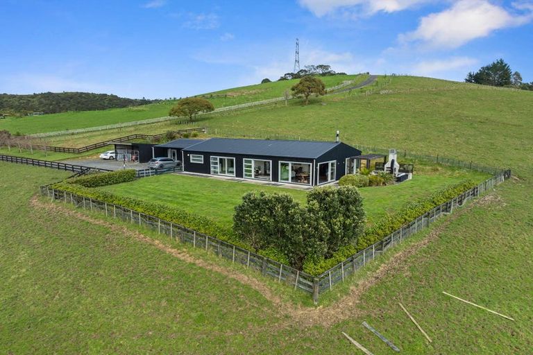 Photo of property in 4 Bridle Way, Hunua, Papakura, 2583