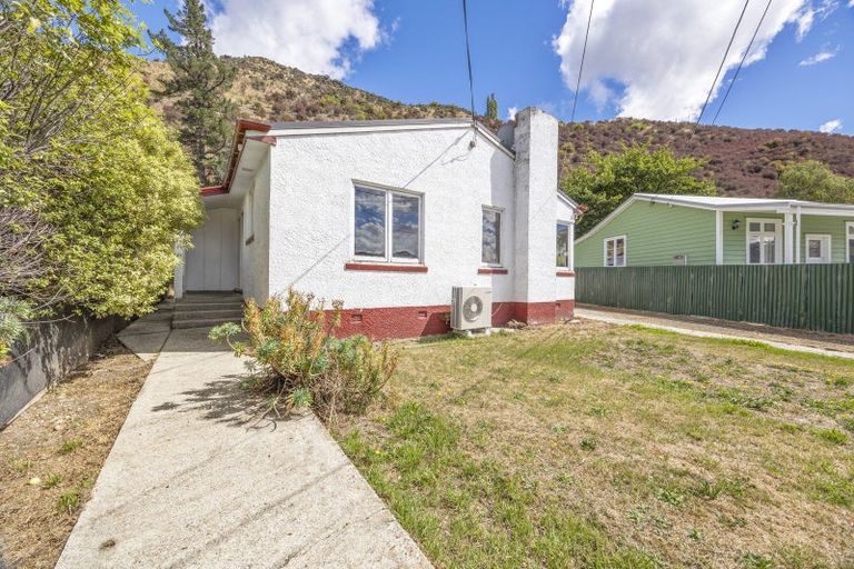 Photo of property in 15 Smith Street, Roxburgh, 9500