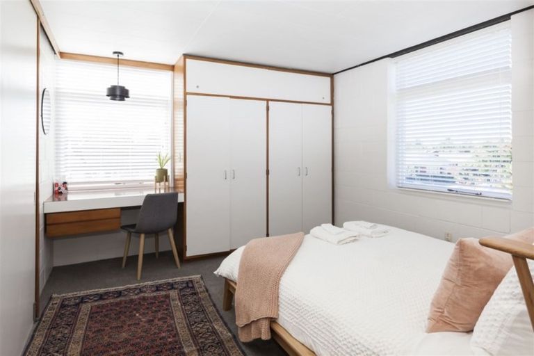 Photo of property in 21 Newbridge Place, Ilam, Christchurch, 8041