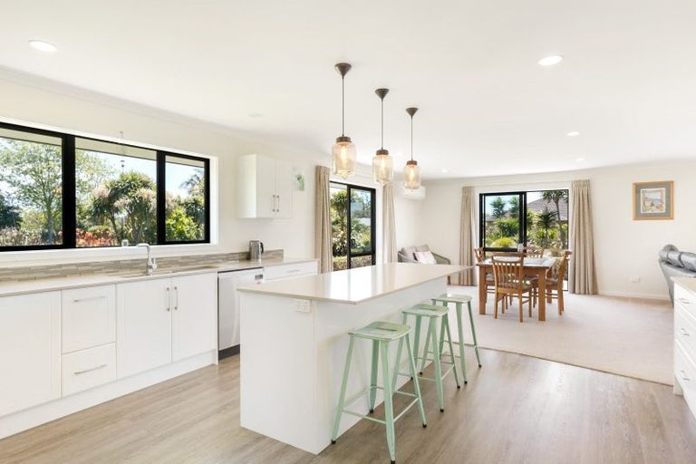 Photo of property in 11 Pathways Drive, Kerikeri, 0230