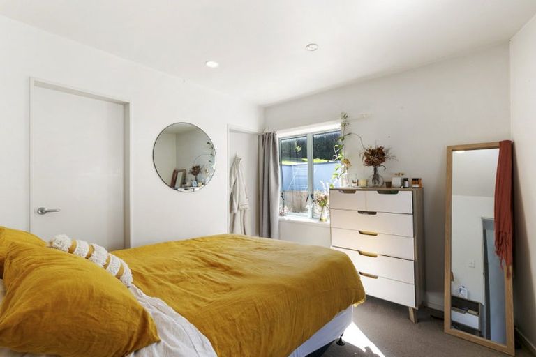 Photo of property in 93a Kelburn Parade, Kelburn, Wellington, 6012