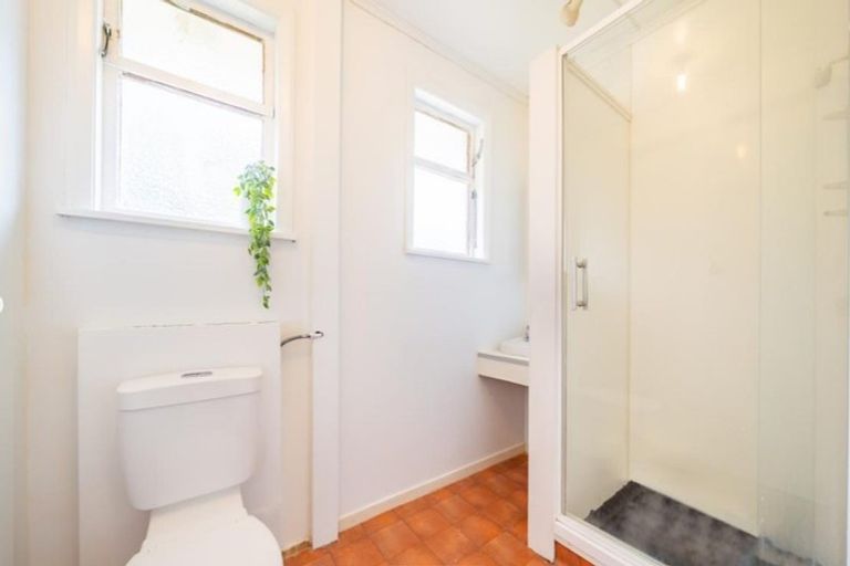 Photo of property in 11 Montgomery Crescent, Clouston Park, Upper Hutt, 5018