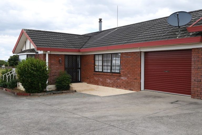 Photo of property in 1/205 Queen Street, Pukekohe, 2120