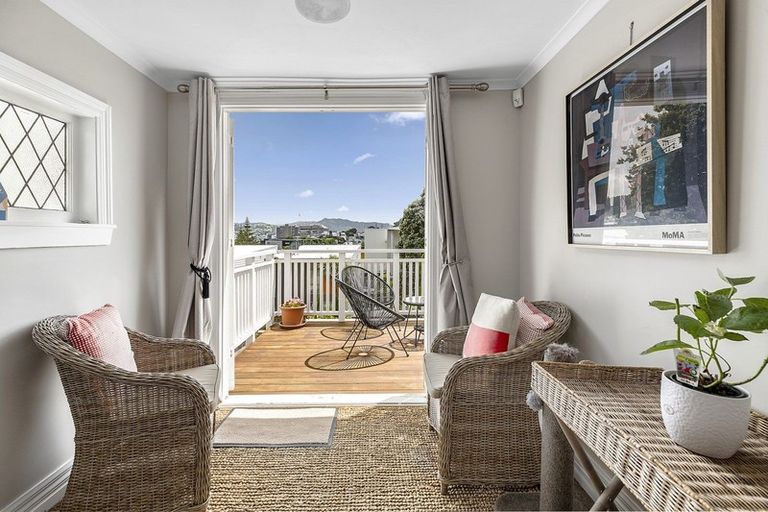 Photo of property in 25 Lawrence Street, Newtown, Wellington, 6021