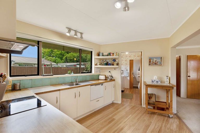 Photo of property in 9 Photinia Place, Aramoho, Whanganui, 4500