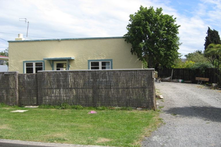 Photo of property in 4 Gilbert Street, Amberley, 7410