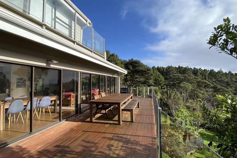 Photo of property in 285 Konini Road, Titirangi, Auckland, 0604