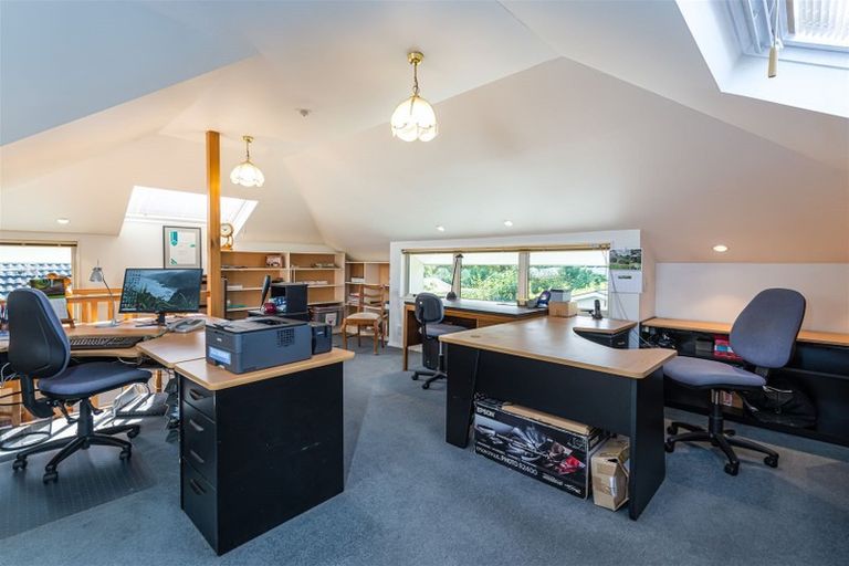 Photo of property in 21 Colwyn Street, Bryndwr, Christchurch, 8053