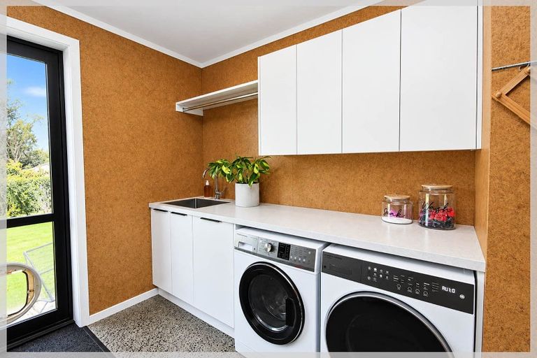 Photo of property in 62a Norbiton Road, Foxton, 4814