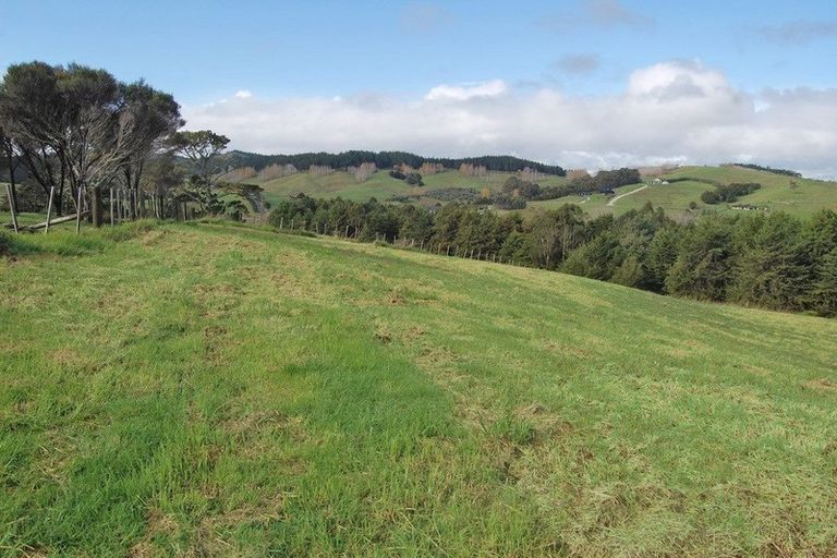 Photo of property in 144 Takahoa Drive, Kaiwaka, 0573