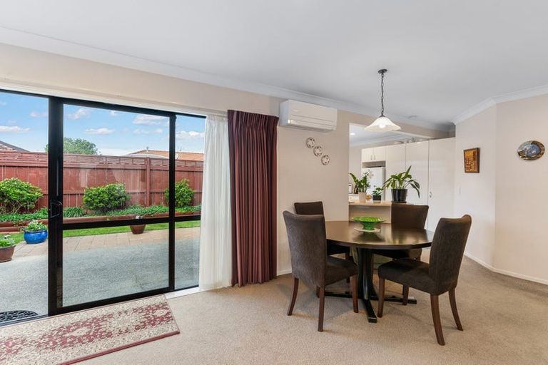 Photo of property in 2/16 Travers Place, Northpark, Auckland, 2013