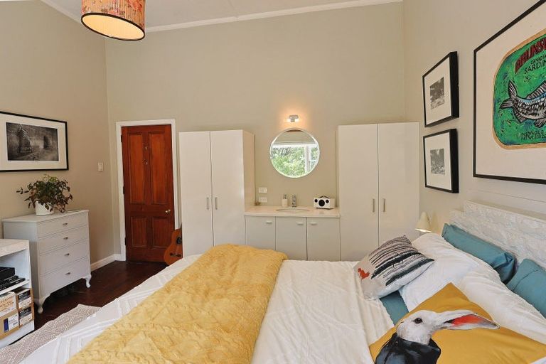 Photo of property in 53 Todman Street, Brooklyn, Wellington, 6021