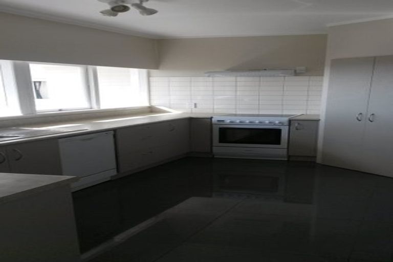 Photo of property in 1/541 East Coast Road, Browns Bay, Auckland, 0630