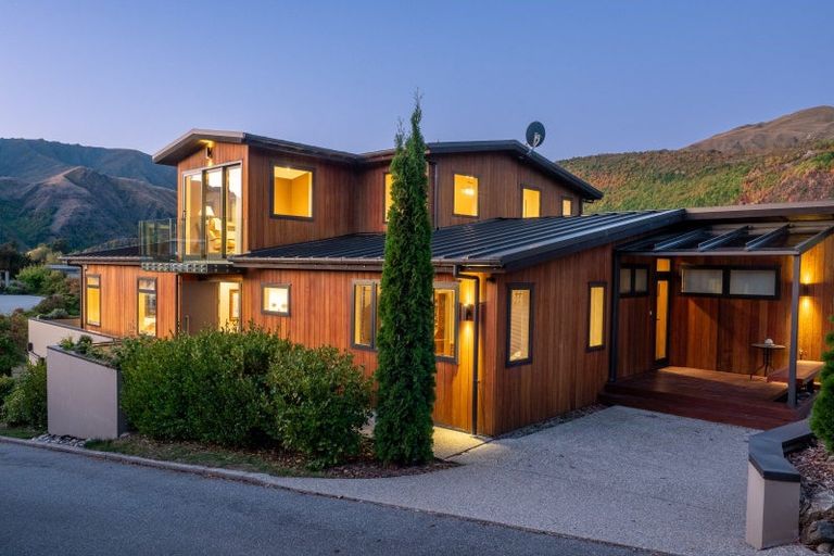 Photo of property in 115 Cotter Avenue, Arrowtown, 9302