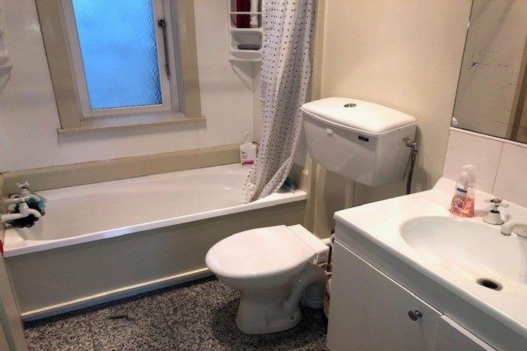 Photo of property in 11 Udy Street, Petone, Lower Hutt, 5012