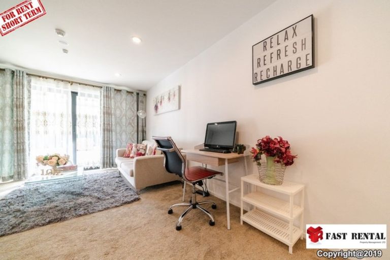 Photo of property in Apollo Apartments, 201/46 Rosedale Road, Rosedale, Auckland, 0632