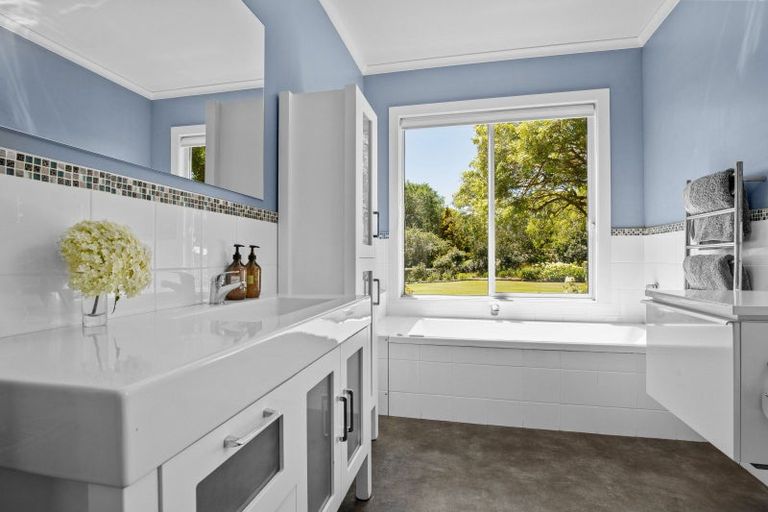 Photo of property in 83 Gilmour Road, Roxburgh East, Roxburgh, 9571