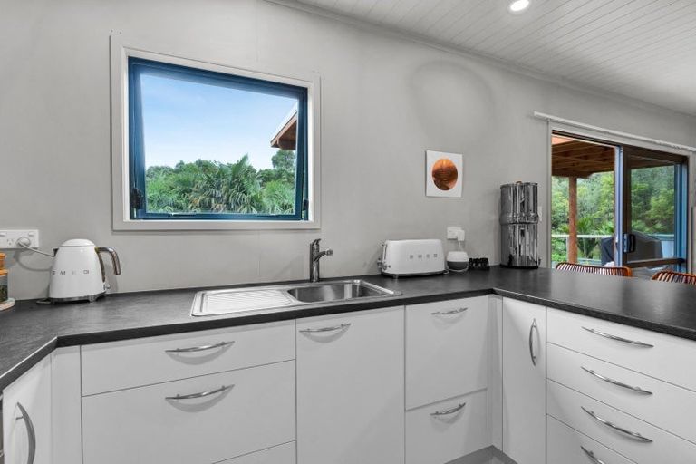 Photo of property in 6388a South Road, Pungarehu, 4685