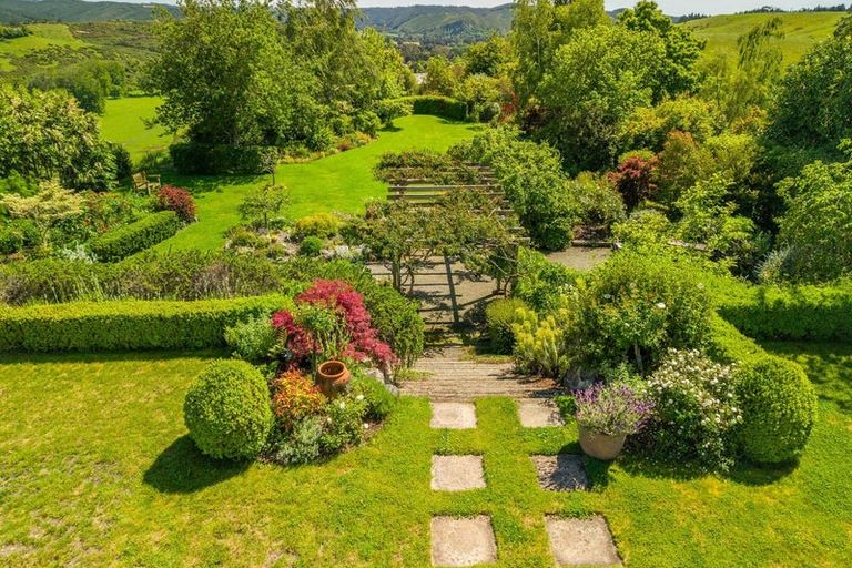 Photo of property in 98d Totara View Road, Wakefield, 7095