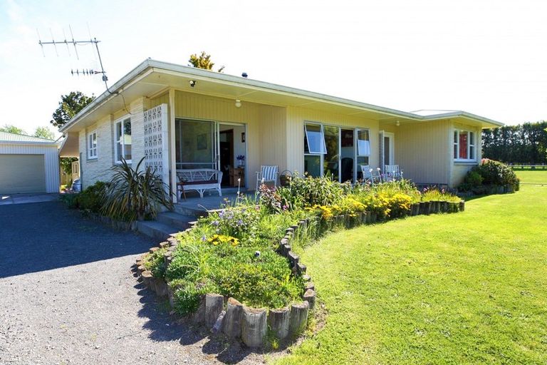Photo of property in 219 Mangaroa Road, Bridge Pa, Hastings, 4174