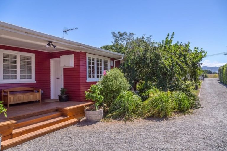 Photo of property in 144 Fitzherbert Street, Featherston, 5710