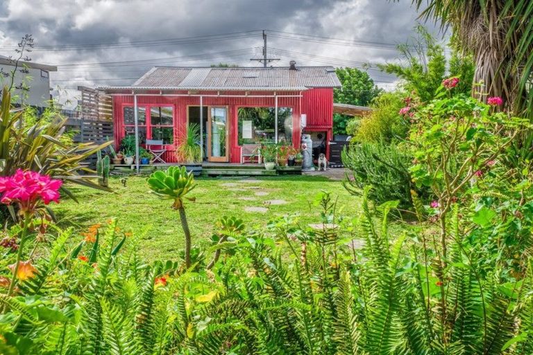 Photo of property in 3 Niblett Street, Whanganui, 4500