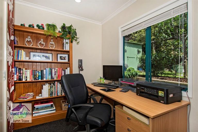 Photo of property in 11e Lupton Avenue, Kensington, Whangarei, 0112