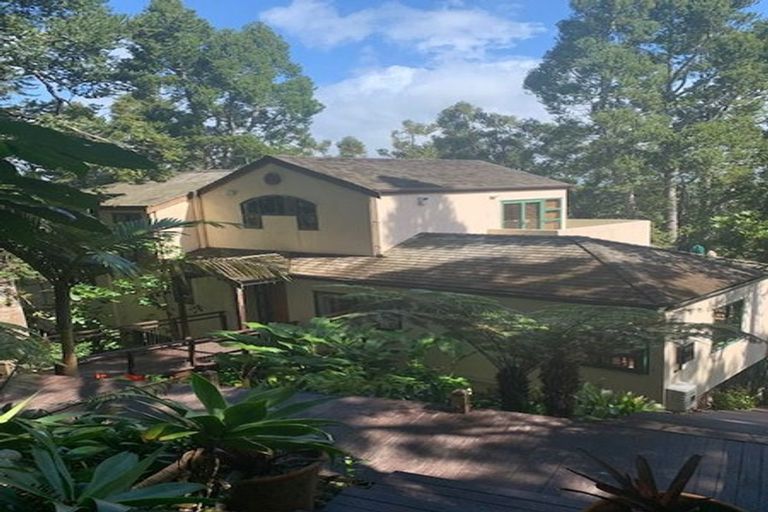 Photo of property in 107 Hadfield Street, Beach Haven, Auckland, 0626