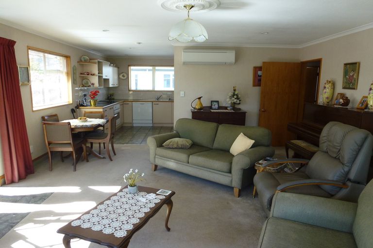 Photo of property in 50c Bantry Street, Alexandra, 9320