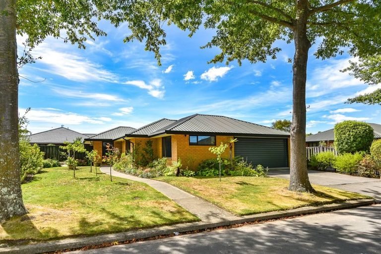 Photo of property in 5 Villa Grove, Ilam, Christchurch, 8041