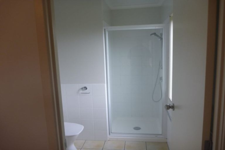 Photo of property in 18 Catrina Avenue, Birkenhead, Auckland, 0626