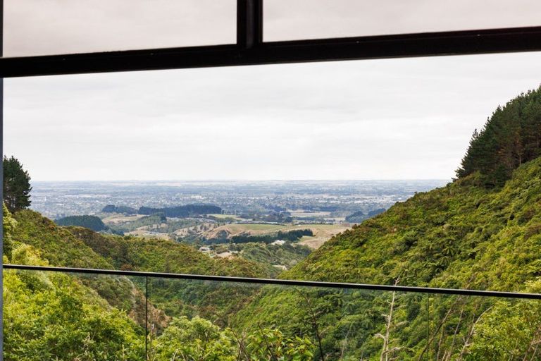 Photo of property in 631 Pahiatua Aokautere Road, Aokautere, Palmerston North, 4471