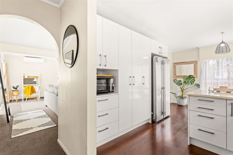 Photo of property in 57 Universal Drive, Henderson, Auckland, 0610