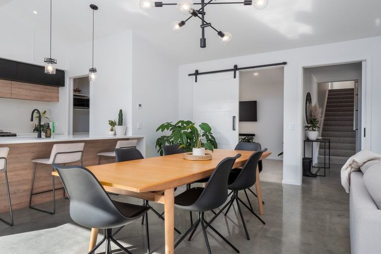 Photo of property in 24 Flynn Lane, Arrowtown, 9302