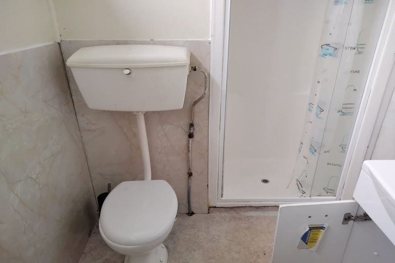 Photo of property in 74 Heriot Row, North Dunedin, Dunedin, 9016