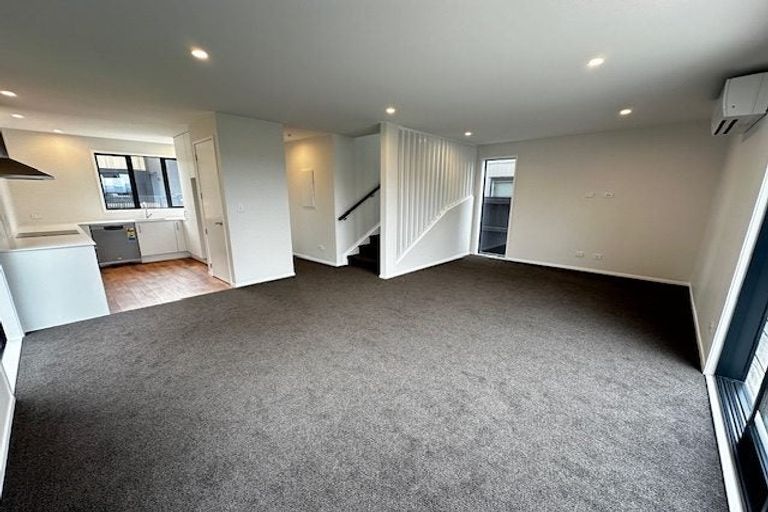 Photo of property in 4 Huljich Way, Hobsonville, Auckland, 0616