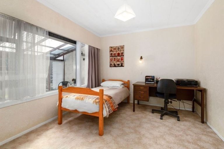 Photo of property in 6b Coates Street, Tawa, Wellington, 5028