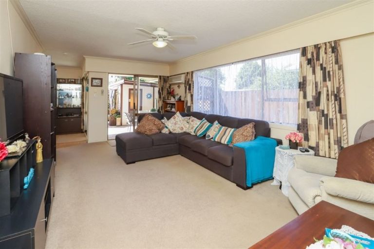 Photo of property in 28 Fuchsia Avenue, Pukete, Hamilton, 3200