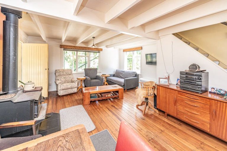 Photo of property in 21 Burtts Road, Durie Hill, Whanganui, 4500