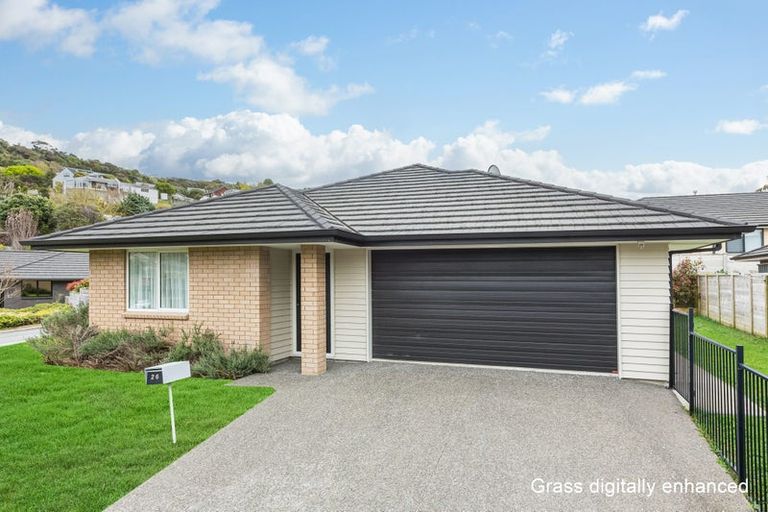Photo of property in 26 Mooring Close, Whitby, Porirua, 5024
