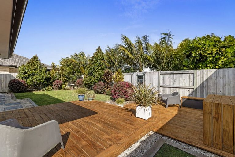 Photo of property in 2 Cecilia Place, Papamoa Beach, Papamoa, 3118