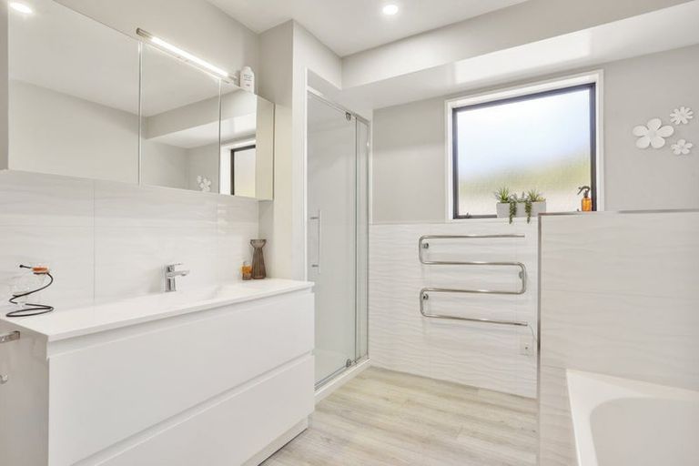 Photo of property in 17 Windsor Court, Rangiora, 7400