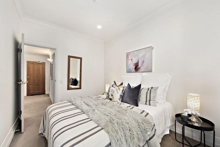 Photo of property in Kelvin House, 4f/16 The Terrace, Wellington Central, Wellington, 6011