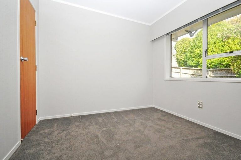 Photo of property in 1/93 Moore Street, Hillcrest, Auckland, 0627