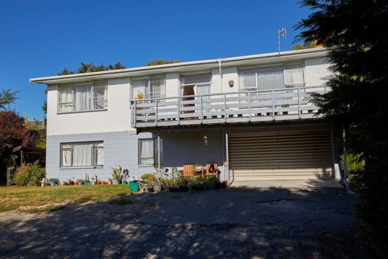 Photo of property in 63 Ludstone Road, Kaikoura, 7300