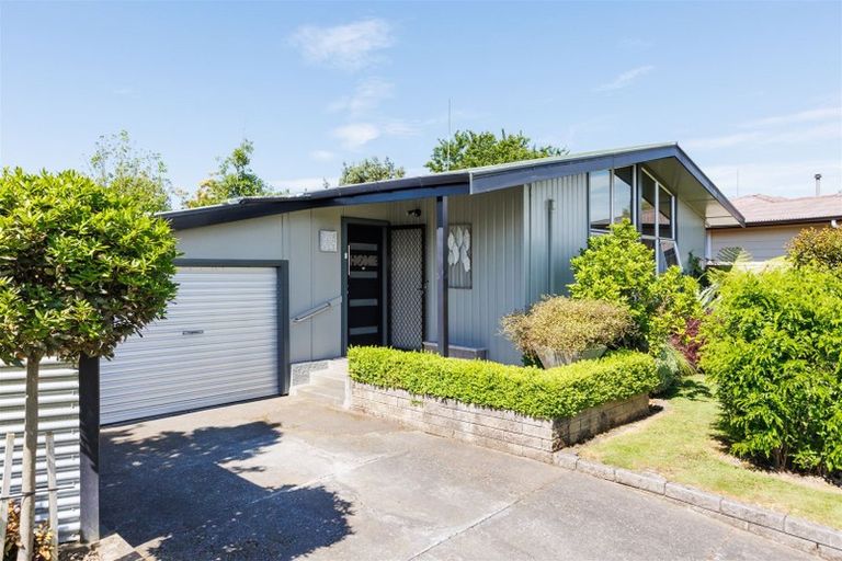Photo of property in 7 Dampier Avenue, Awapuni, Palmerston North, 4412