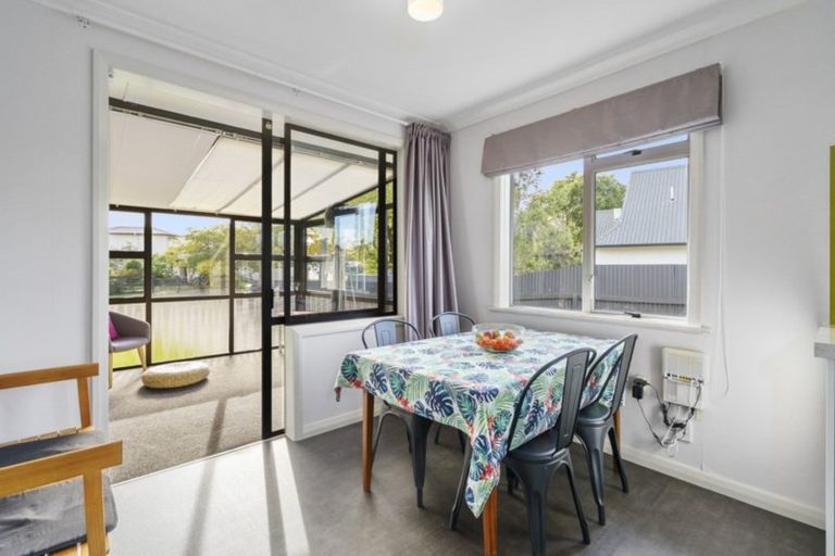 Photo of property in 23 Kent Crescent, Awapuni, Palmerston North, 4412