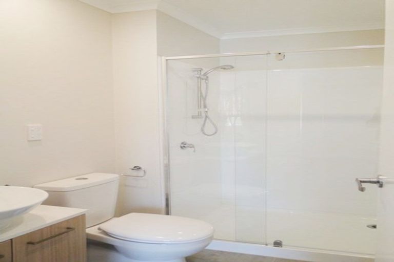 Photo of property in 92 Arrowsmith Drive, Flat Bush, Auckland, 2019